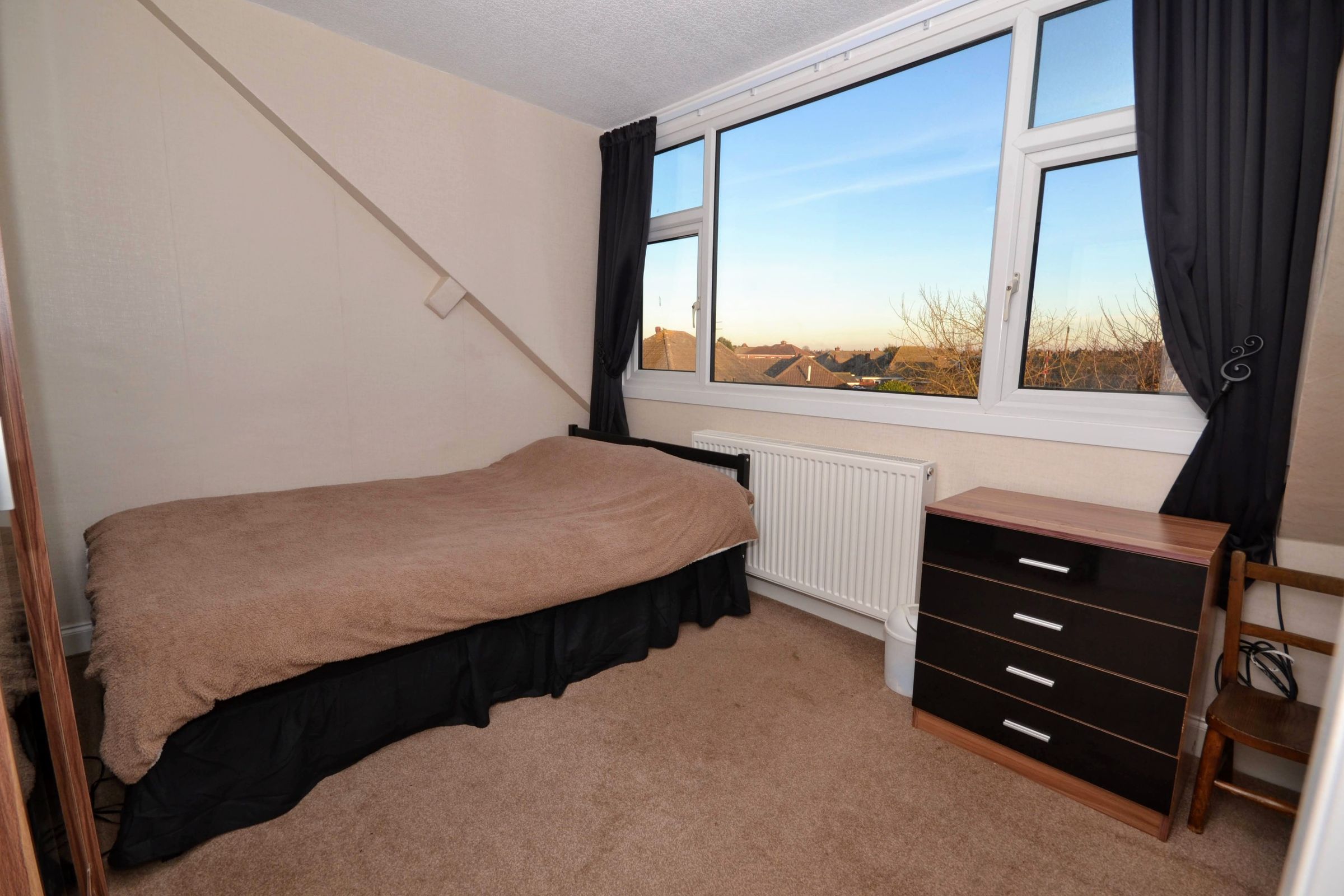 4 bed semidetached bungalow for sale in Terrington Place, Cleethorpes DN35 Zoopla