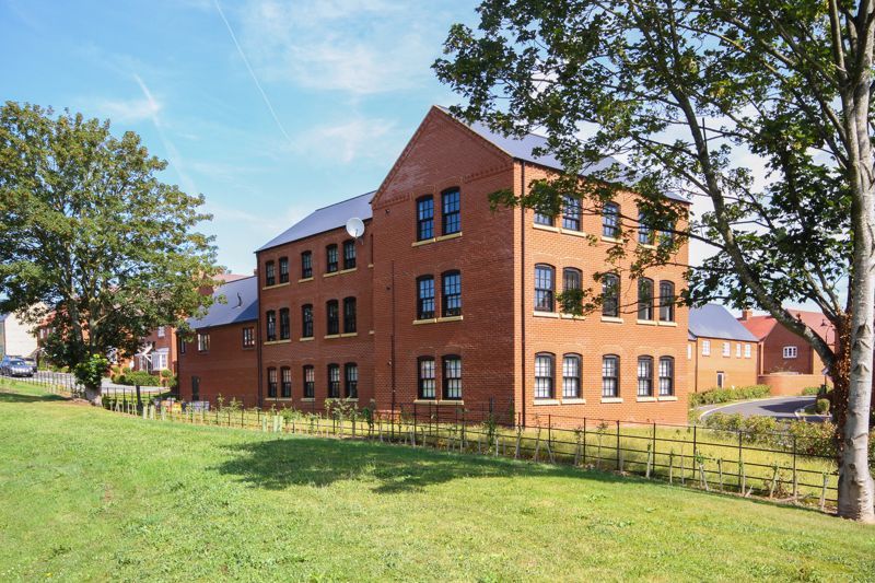 Badger Close, Brackley NN13