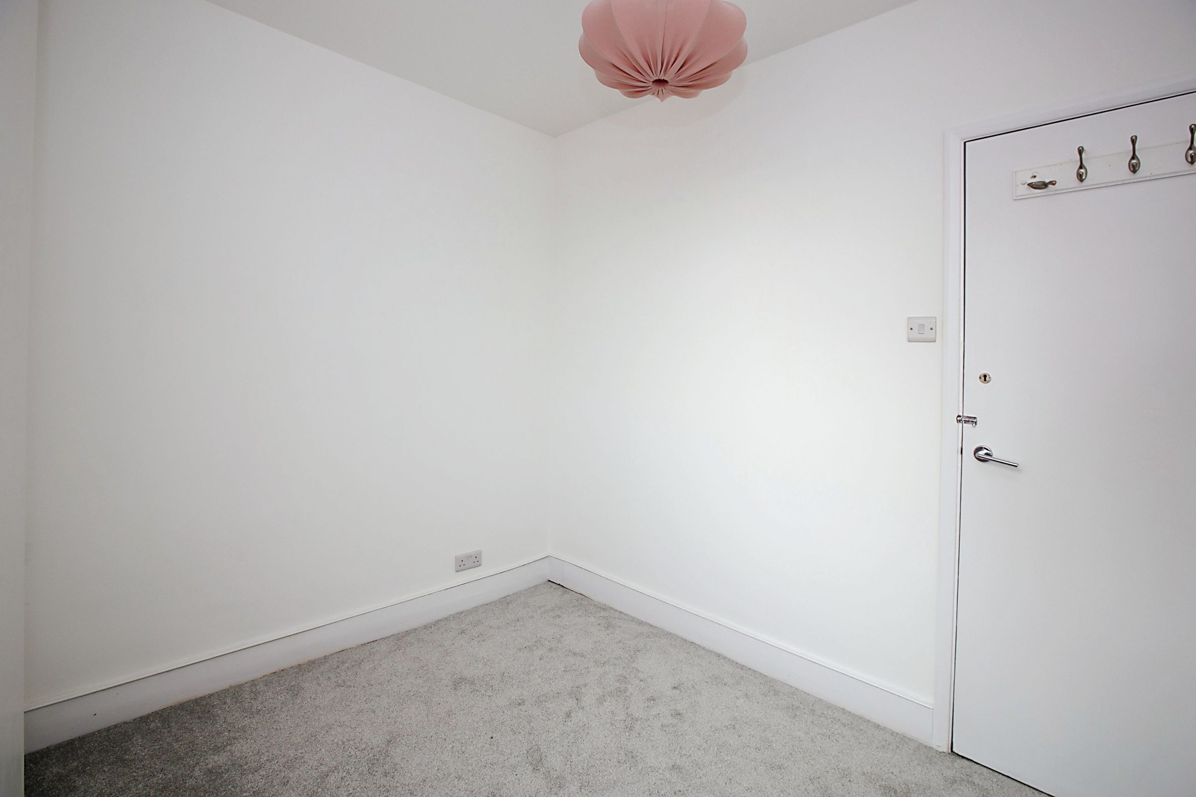 3 bed flat for sale in Wolsey Avenue, East Ham, London E6 Zoopla
