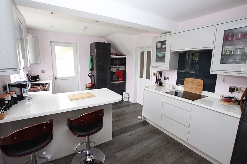 3 bed semidetached house for sale in Southwold Crescent, Scartho