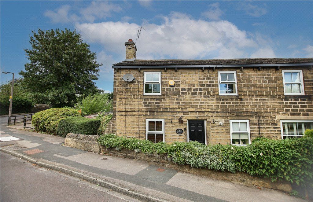2 bed end terrace house for sale in Kirklands Lane, Baildon, West