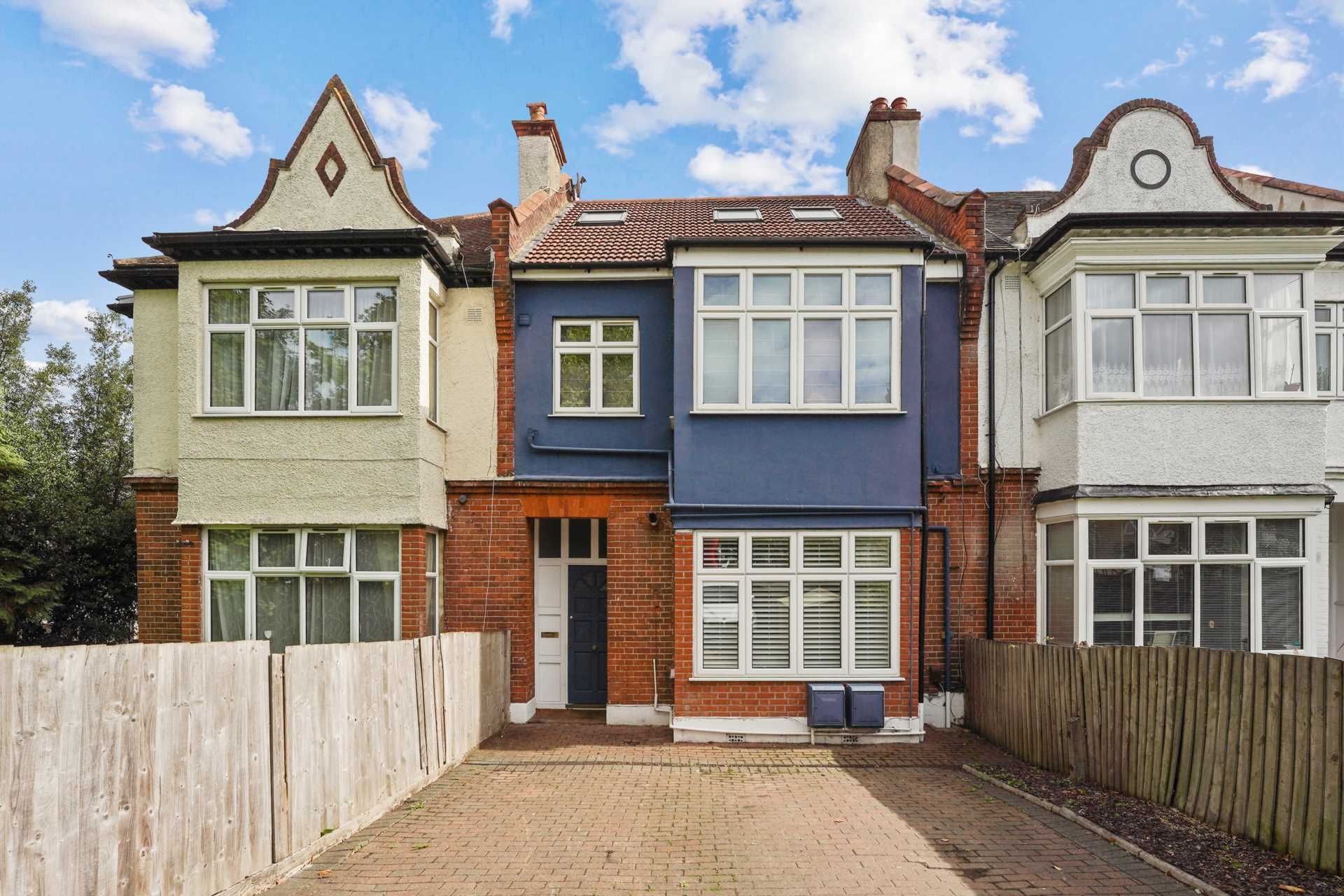 1 bed flat for sale in Ashurst Gardens, London SW2 Zoopla