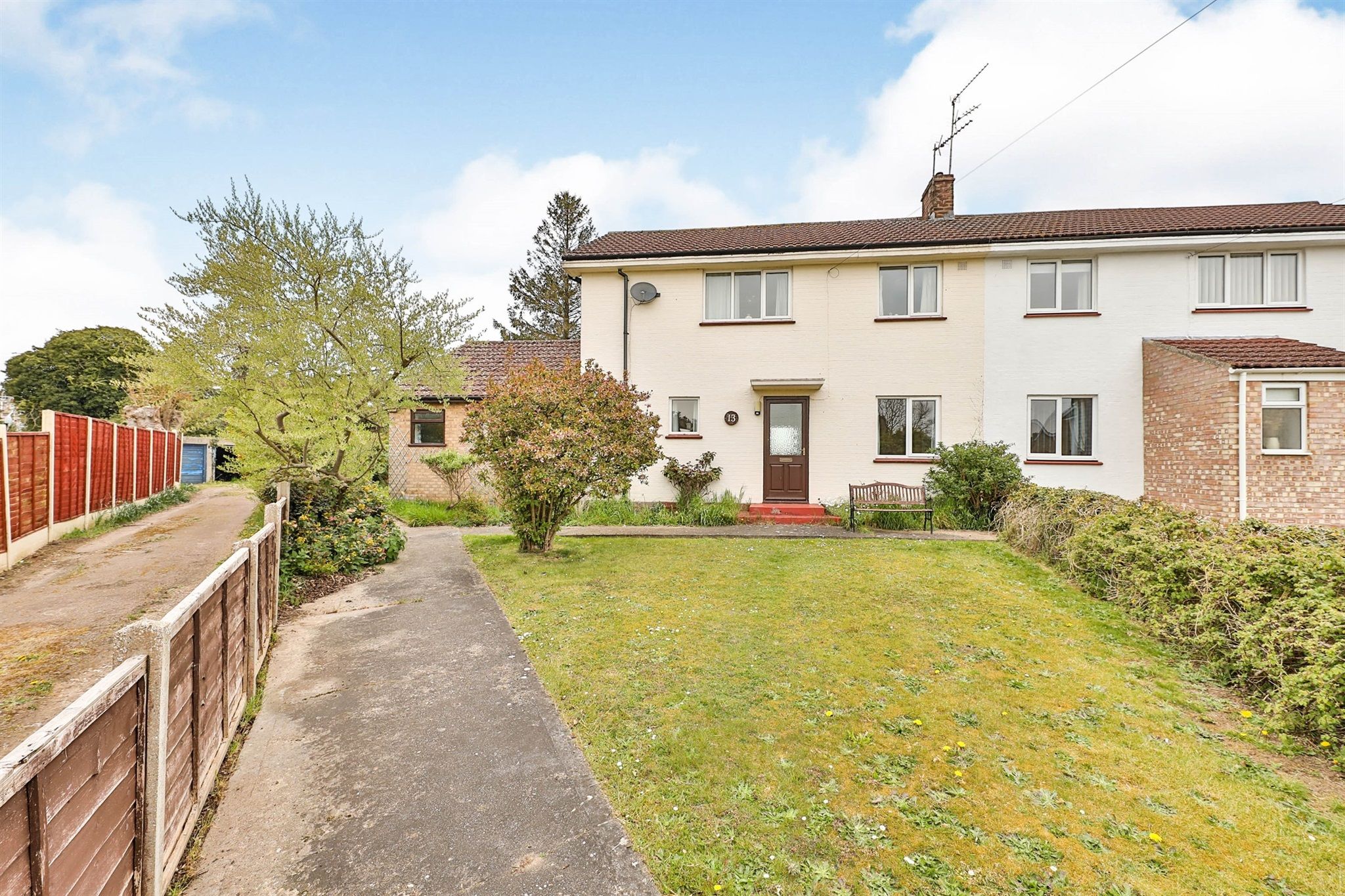 4 bed semidetached house for sale in Caslon Close, Fakenham NR21 Zoopla