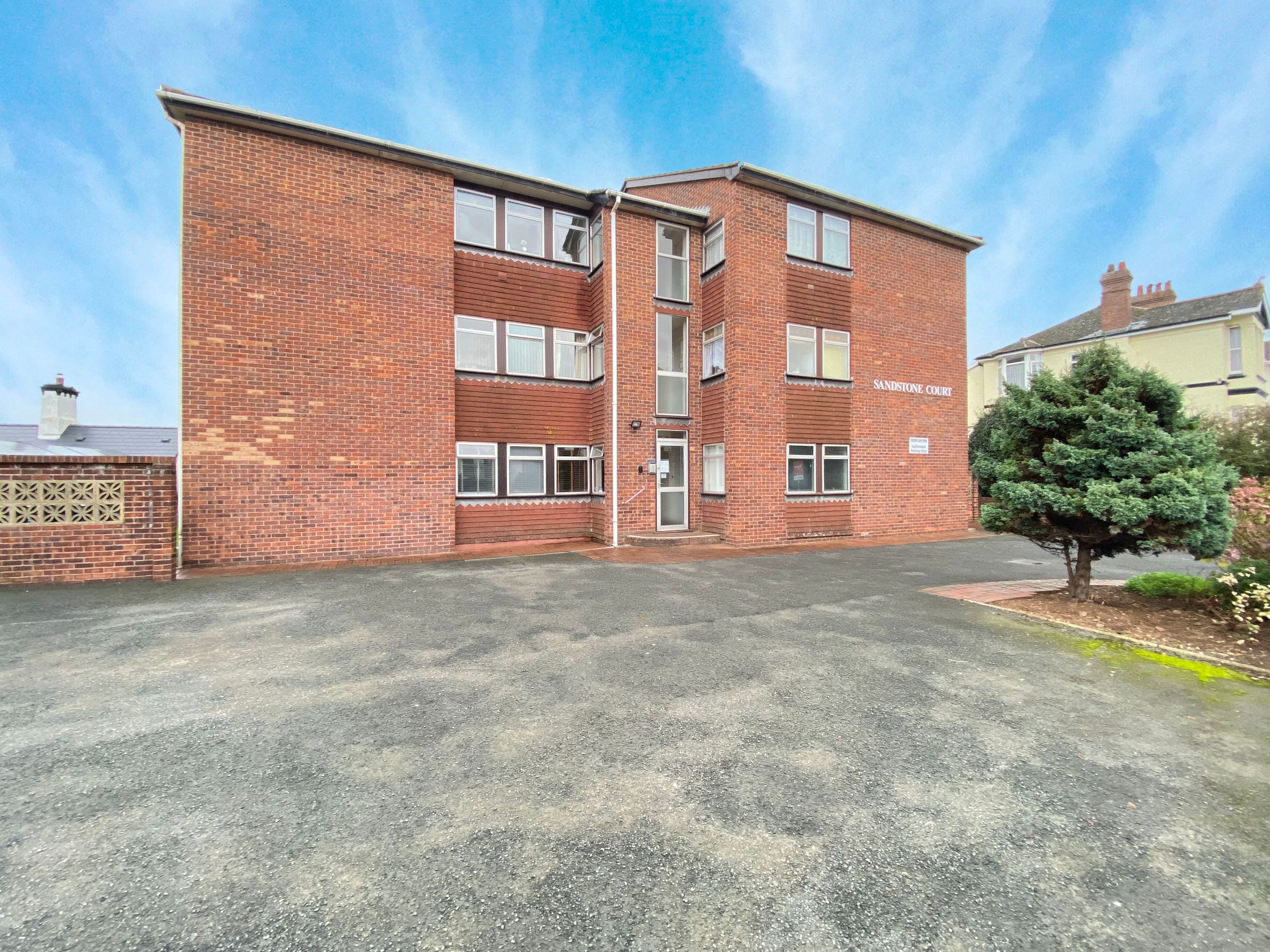 2 bed flat for sale in Dartmouth Road, Paignton TQ4 Zoopla