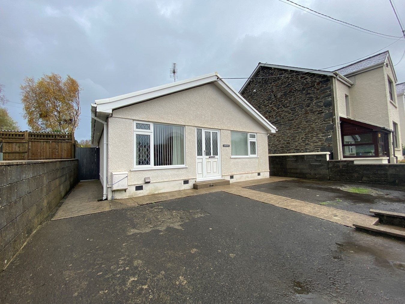 2 bed detached bungalow for sale in Cwmann, Lampeter SA48 Zoopla