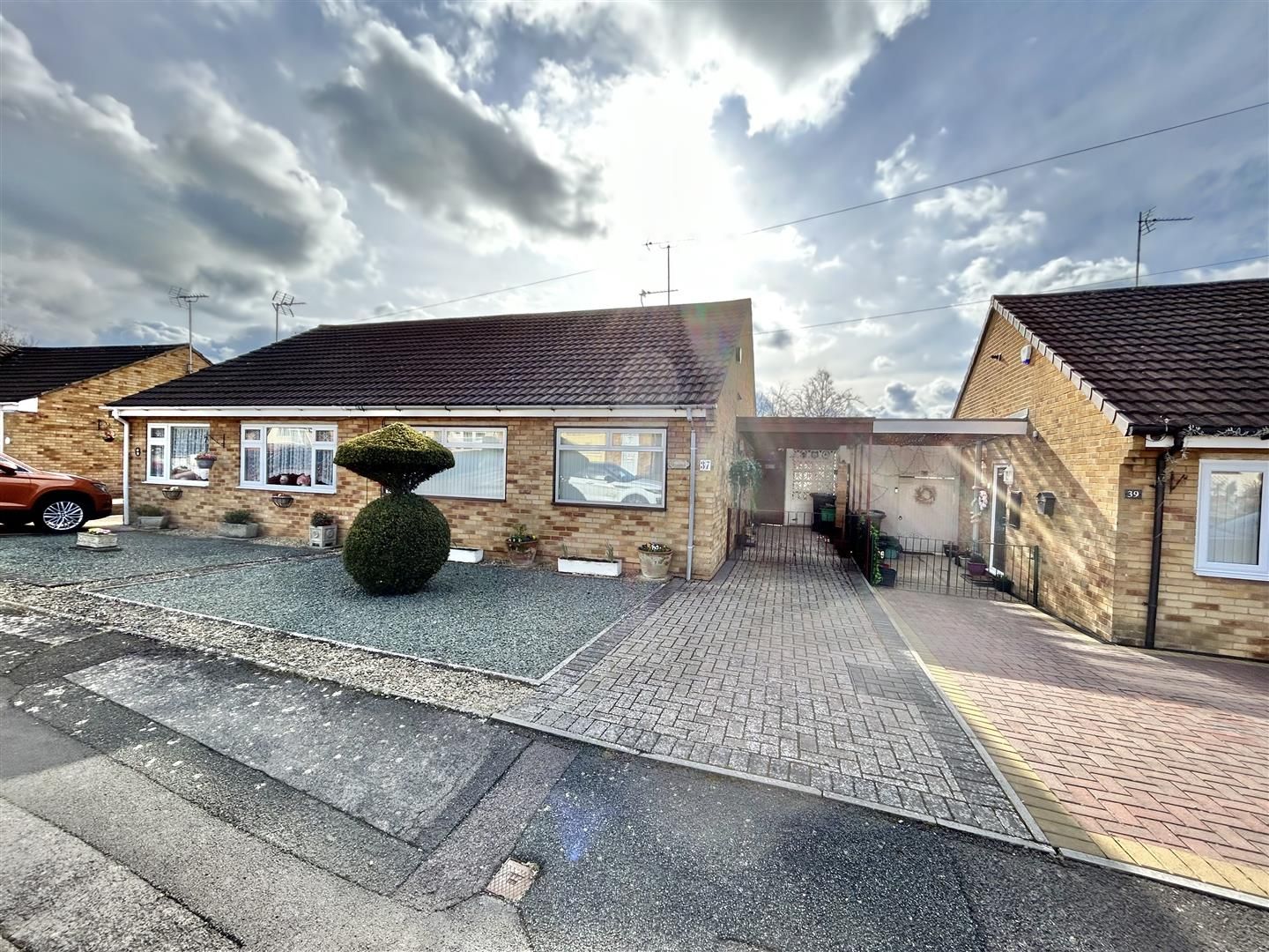 2 bed semidetached bungalow for sale in Bybrook Gardens, Tuffley