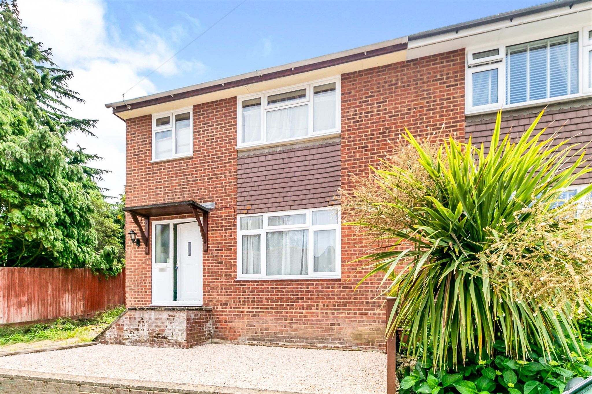 3 bed semidetached house for sale in Brookland Close, Hastings TN34 Zoopla