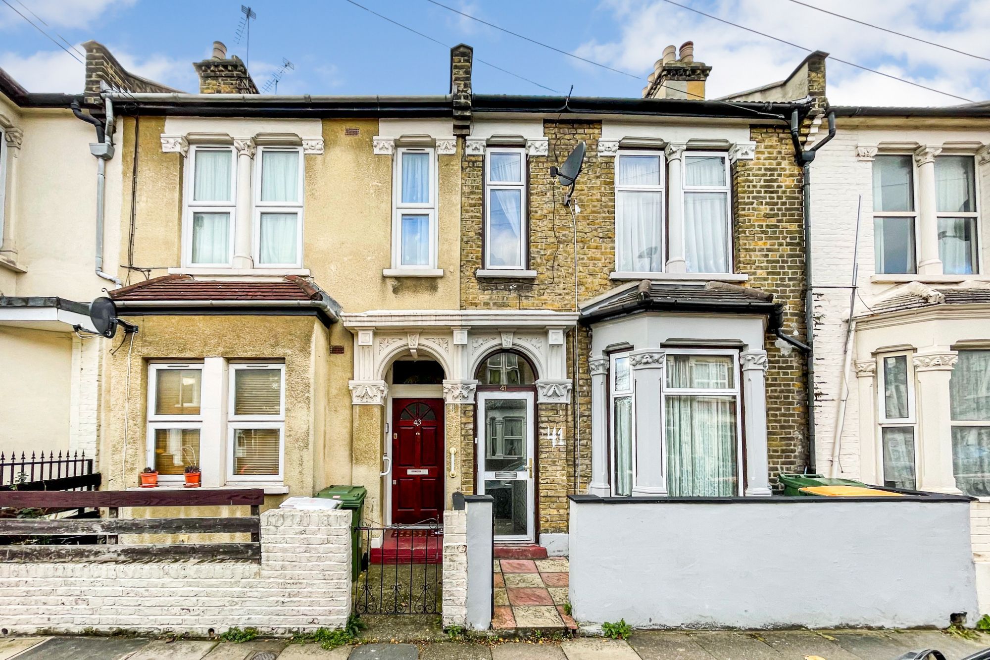 1 bed flat for sale in Fairland Road, London E15 Zoopla