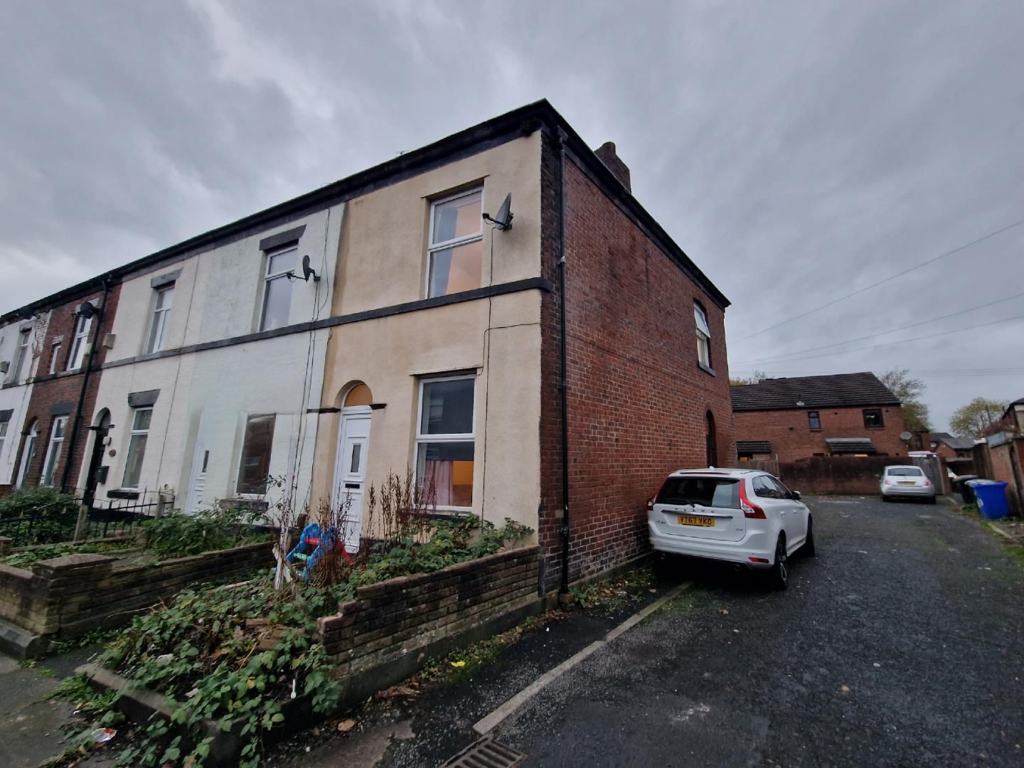 2 bed end terrace house for sale in Elm Street, Bury BL9 Zoopla