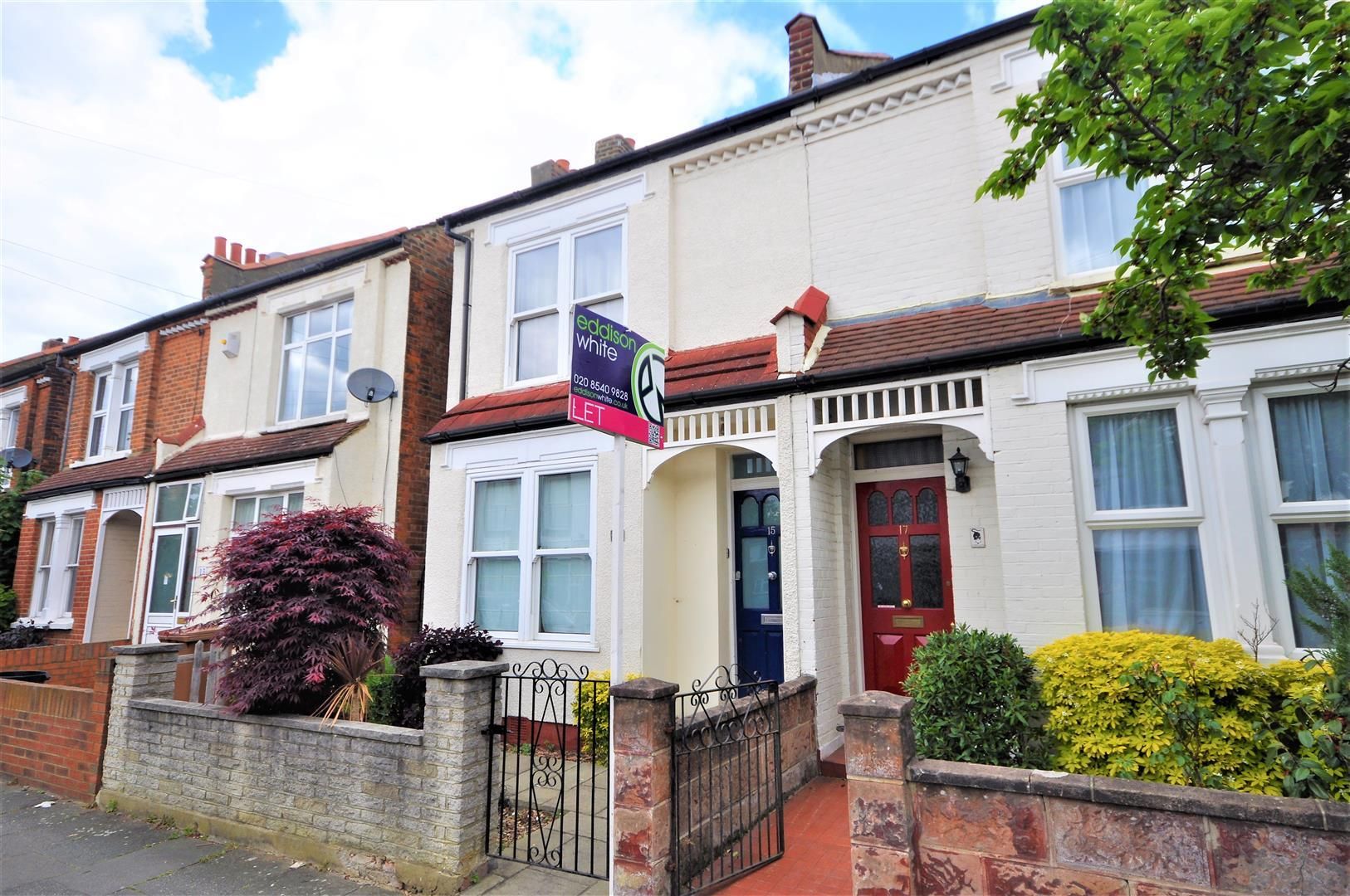 2 bed semidetached house to rent in Marlborough Road, Colliers Wood