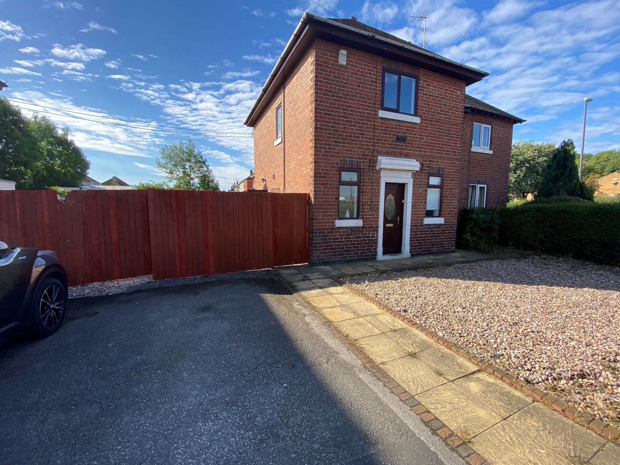 3 bed semidetached house to rent in Harvey Road, Allenton, Derby DE24