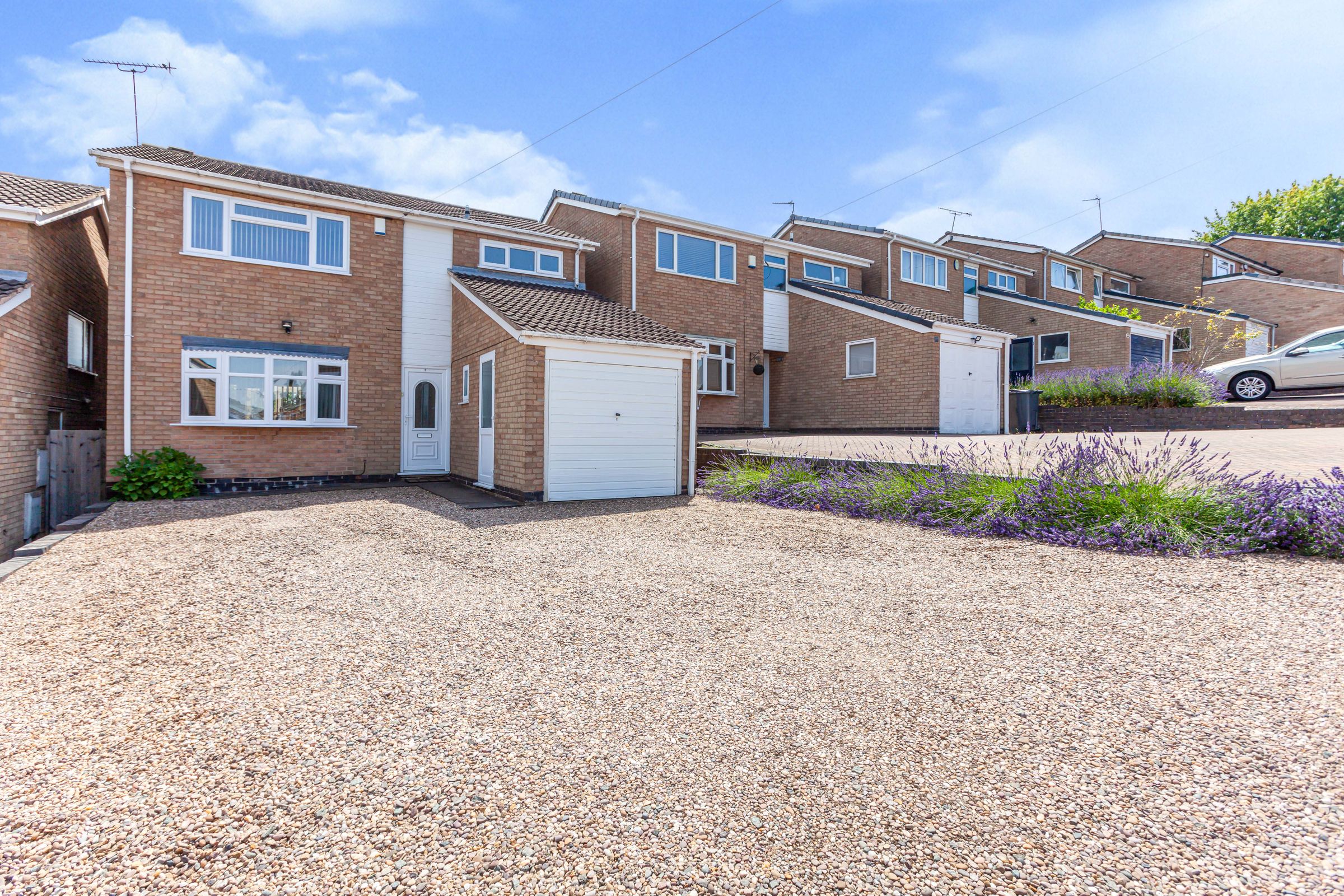 3 bed detached house for sale in Darlington Road, Leicester LE3 Zoopla