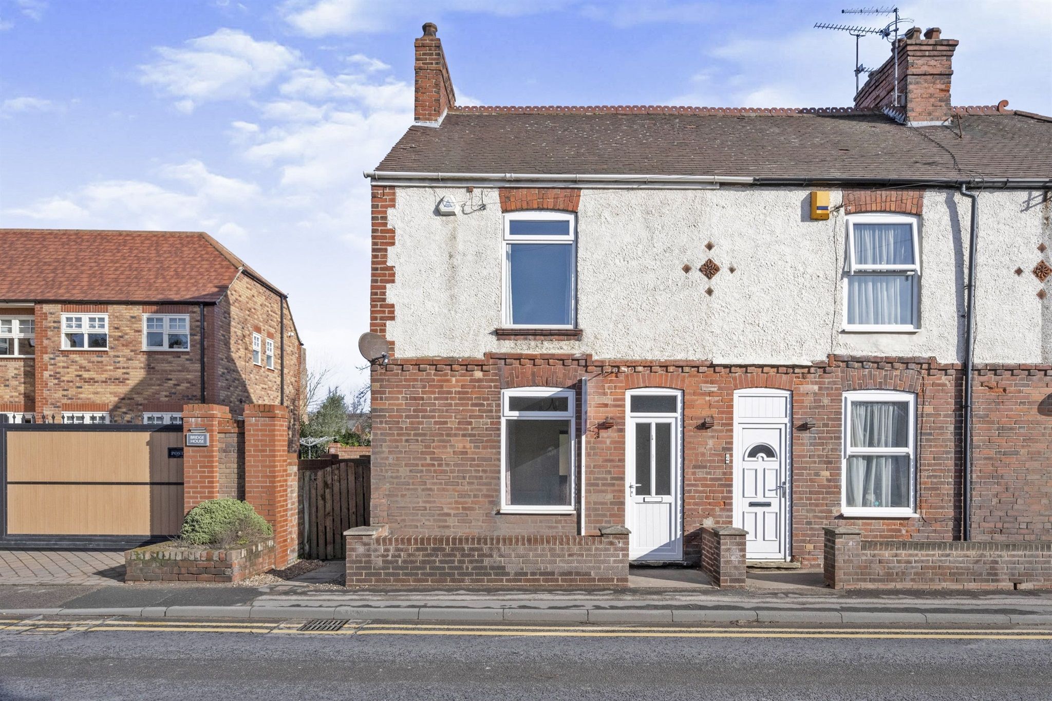 2 bed end terrace house for sale in Gainsborough Road, Bawtry, Doncaster DN10 Zoopla