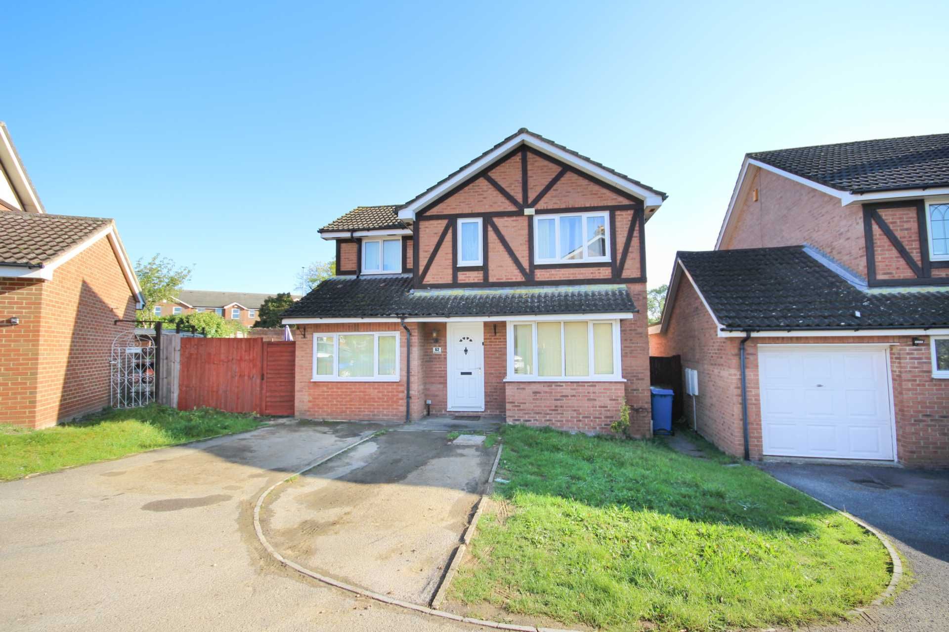 4 bed detached house to rent in Farley Copse, Bracknell RG42 Zoopla