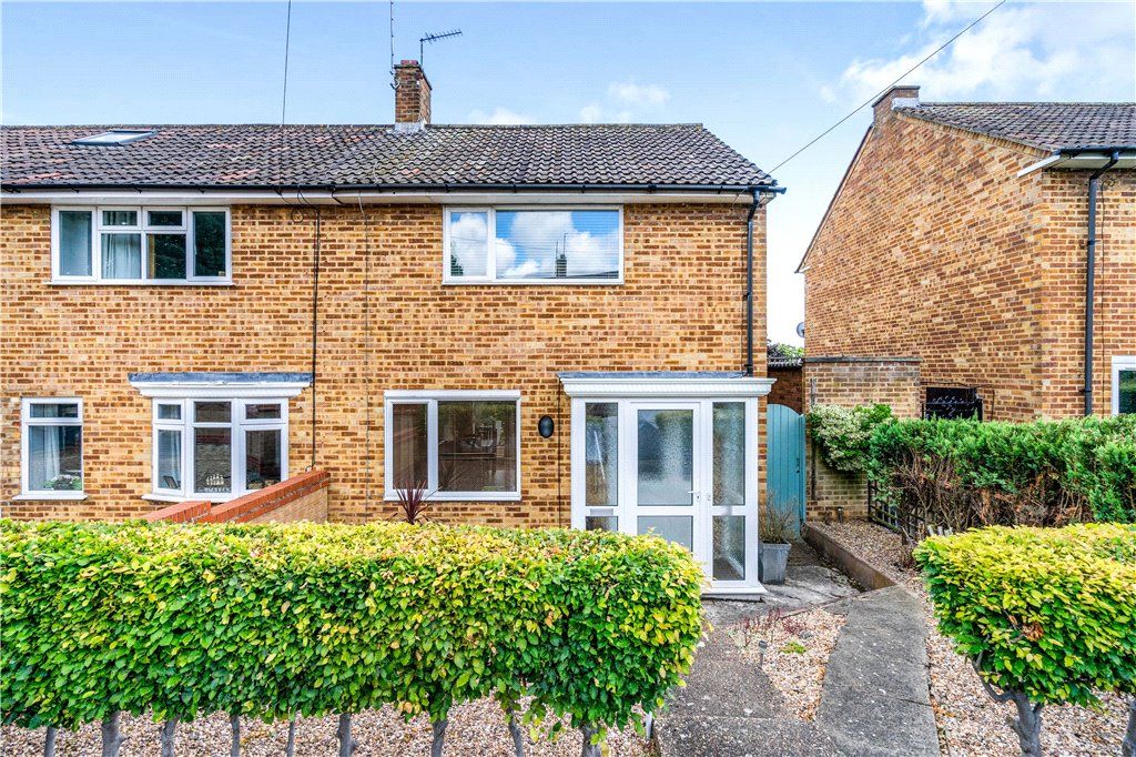 2 bed semidetached house for sale in Barrow Lane, Cheshunt, Waltham