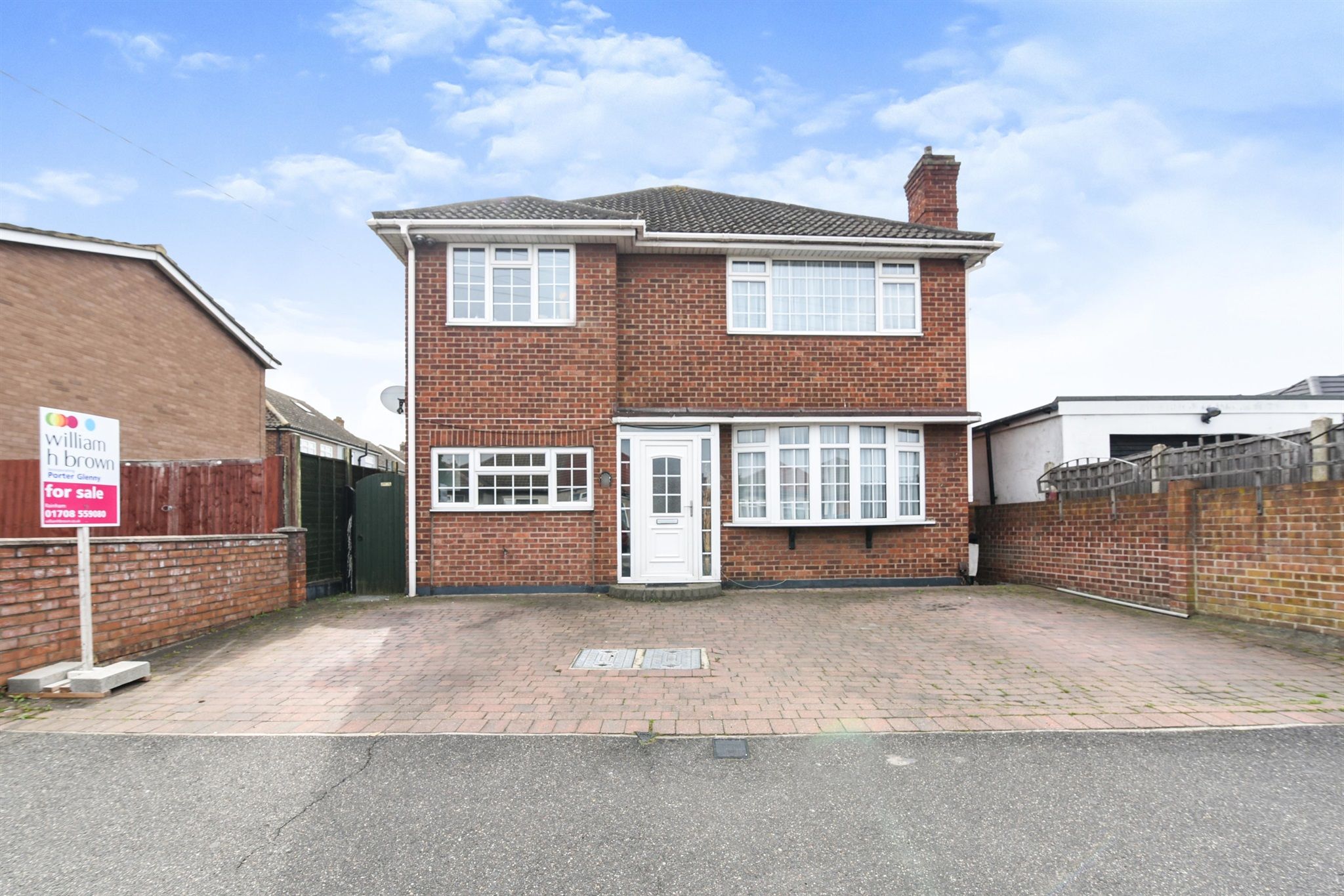 4 bed detached house for sale in Thorn Lane, Rainham RM13 Zoopla