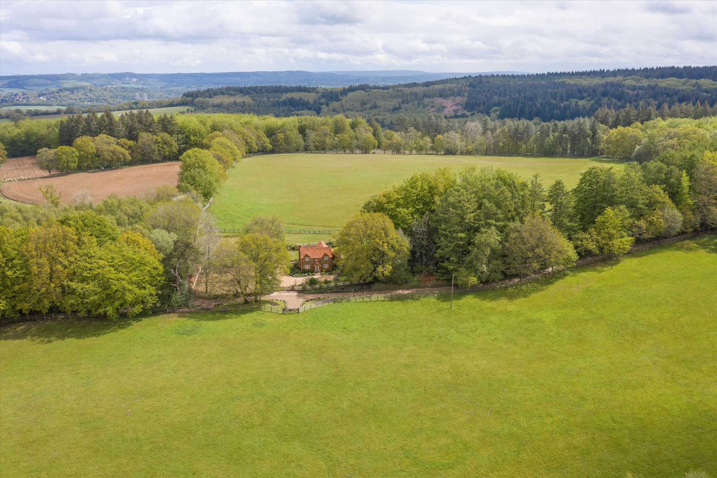 3 bed cottage for sale in Wolvens Lane, Coldharbour, Dorking, Surrey