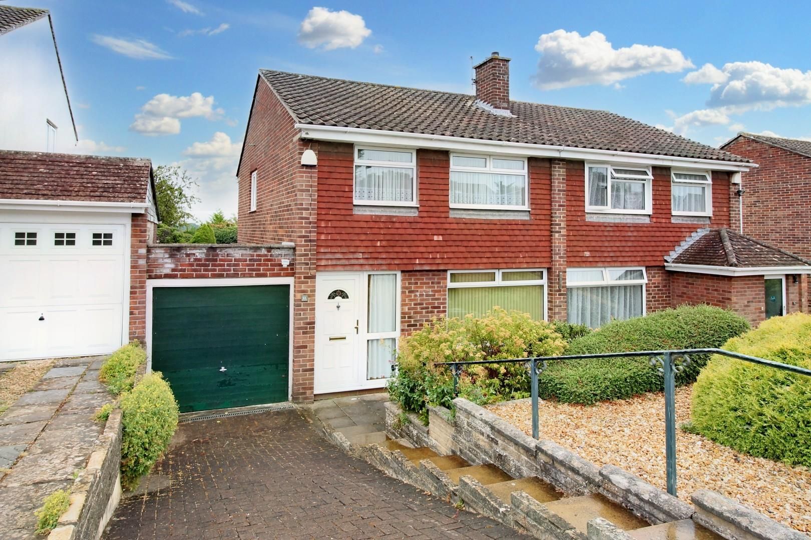 3 bed semidetached house for sale in Pearsall Road, Longwell Green