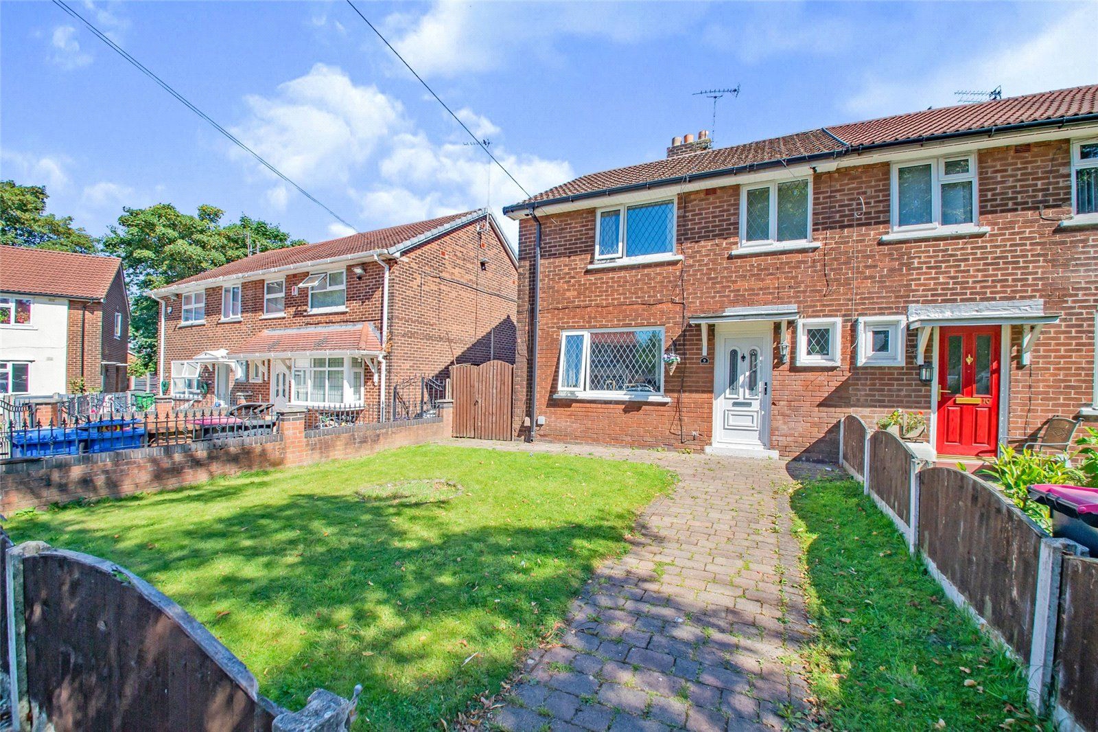 3 bed end terrace house for sale in Grosvenor Close, Worsley