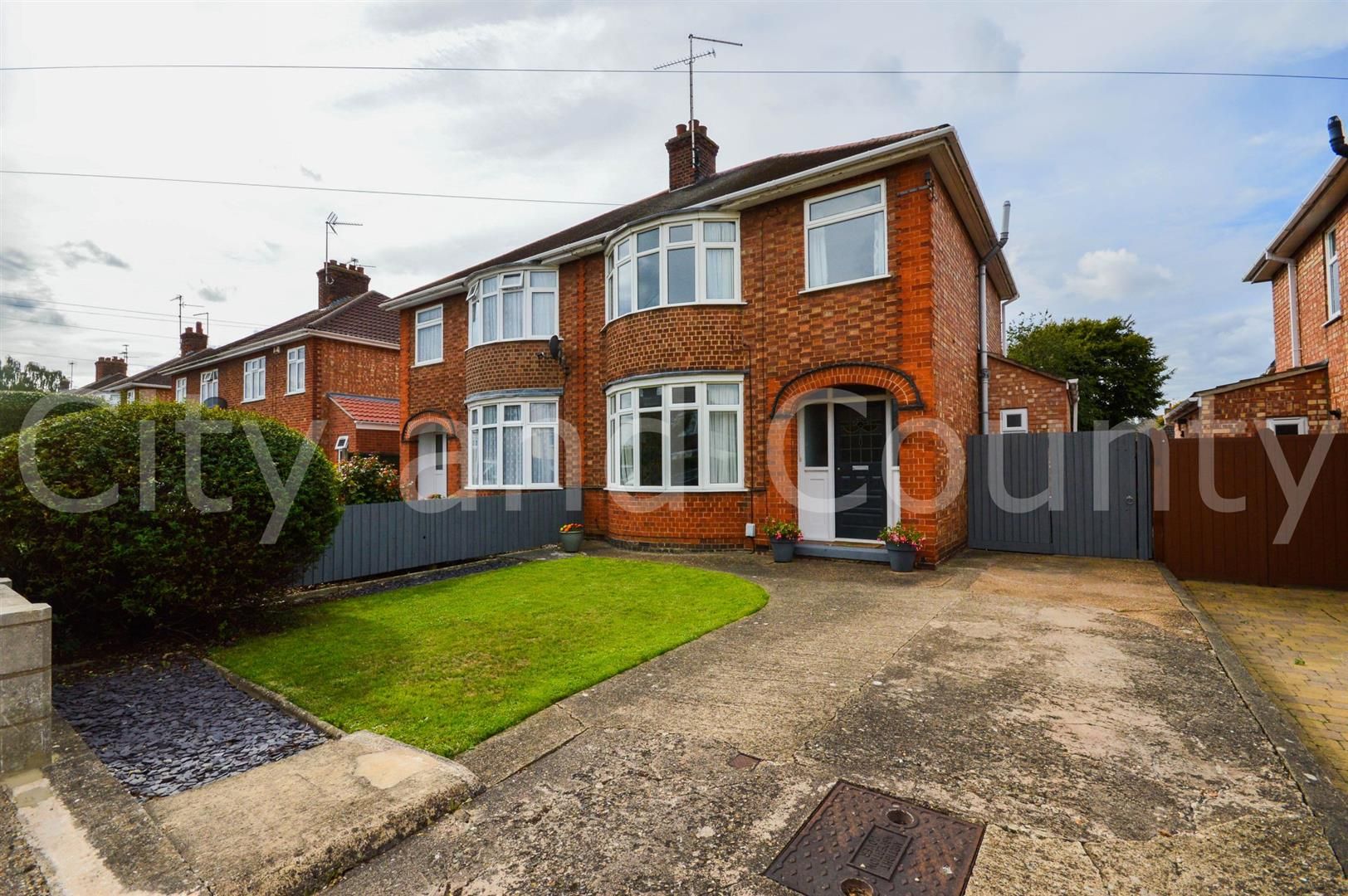 3 bed semidetached house for sale in Paston Lane, Peterborough PE4