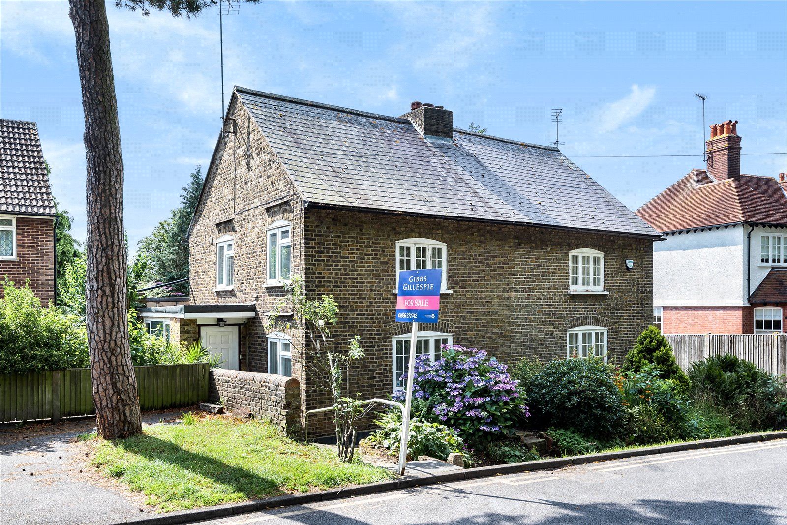 West Common Road, North Uxbridge, Middlesex UB8  