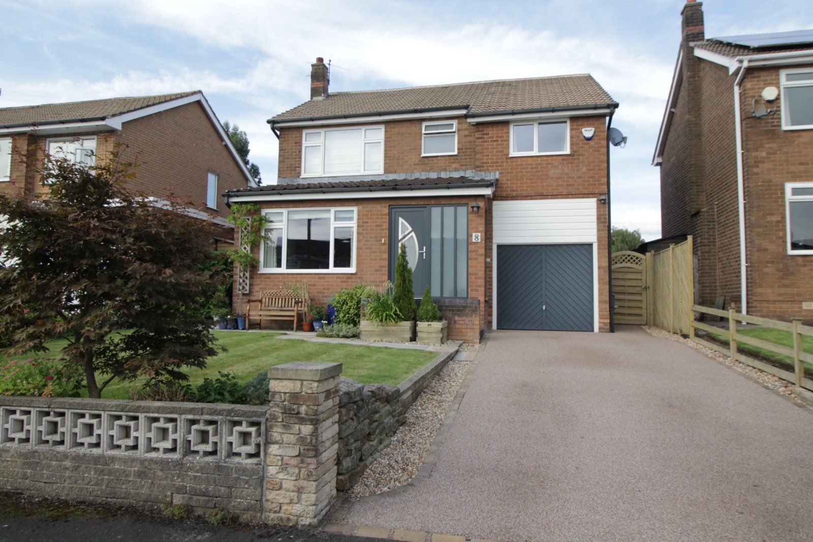 4 bed detached house for sale in Bowden Road, Glossop, Derbyshire SK13