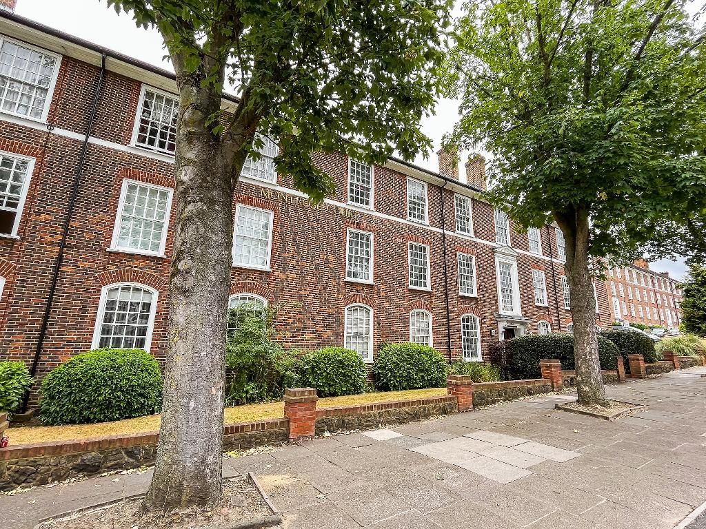 3 bed flat for sale in Finchley Road, Temple Fortune, London NW11 Zoopla