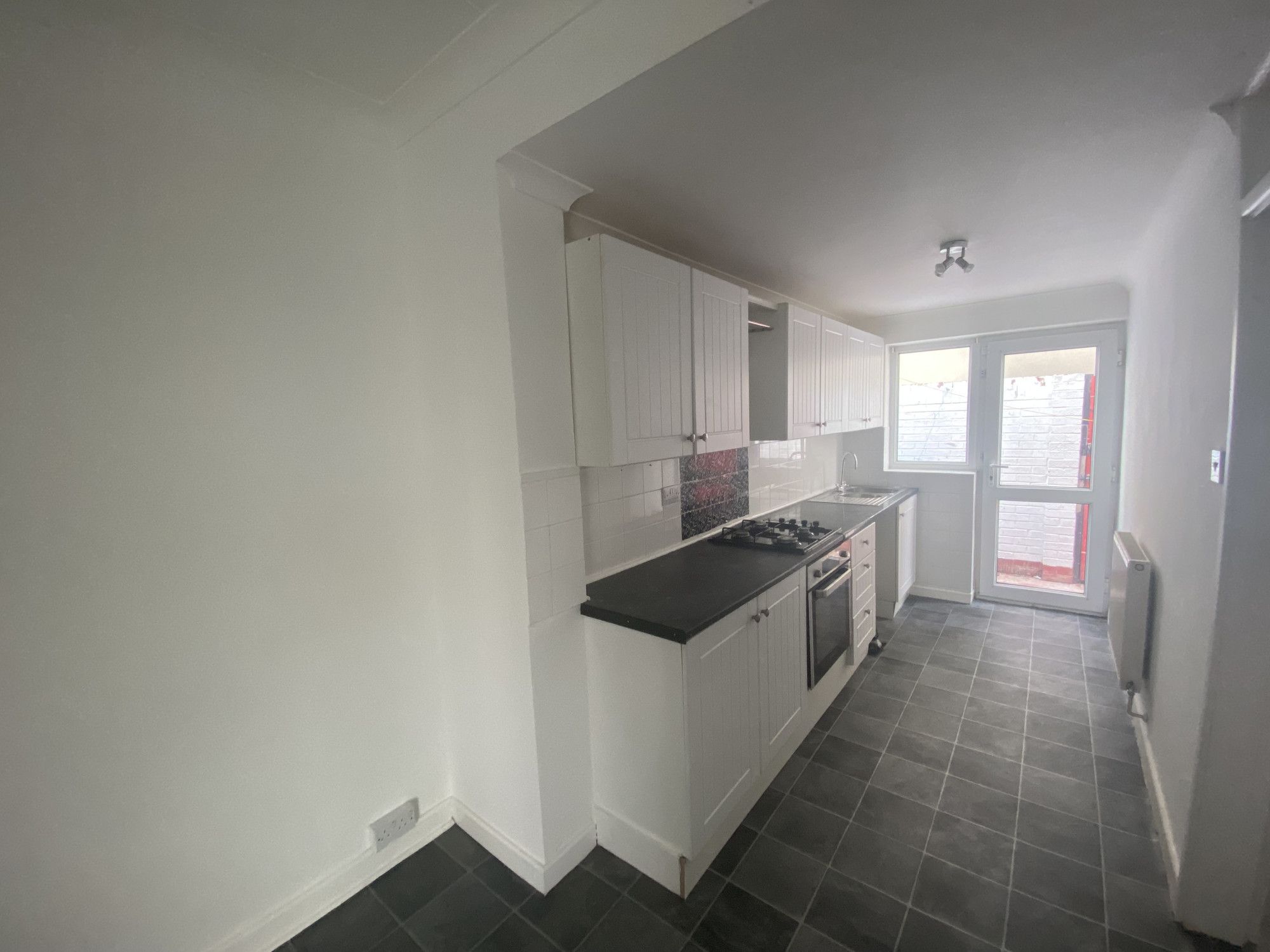 2 bed end terrace house to rent in Middleburg Street, Hull HU9 Zoopla