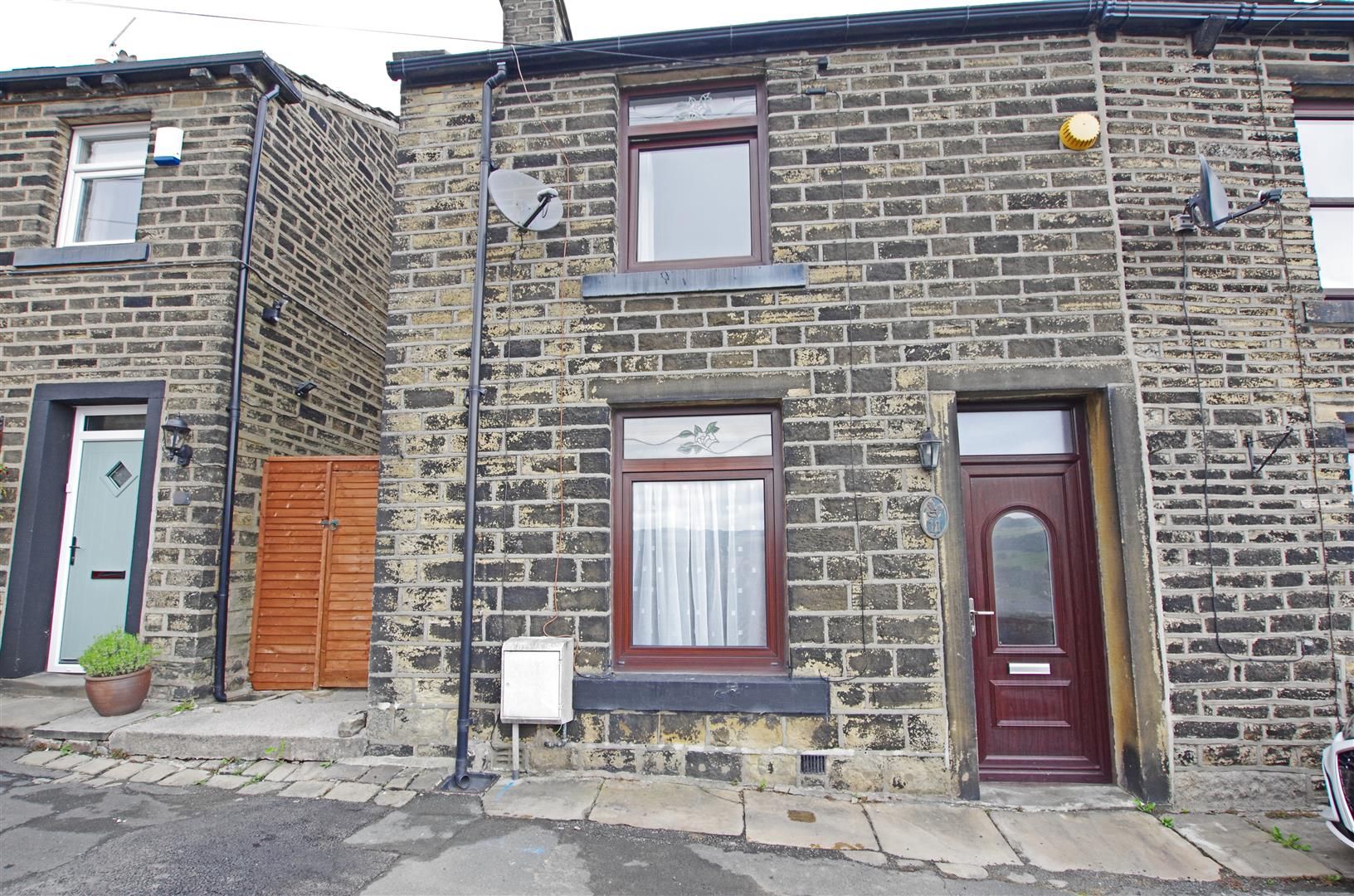 2 bed terraced house for sale in Cross Hill, Greetland, Halifax HX4