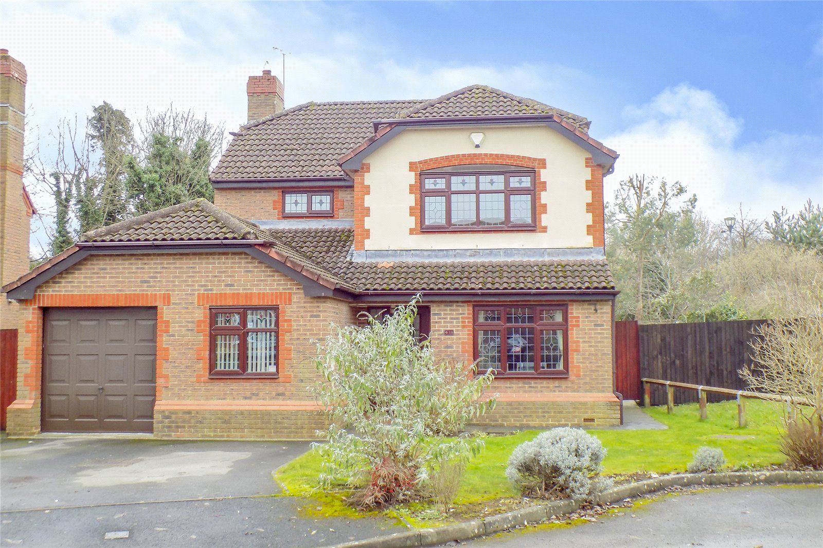 4 bed detached house for sale in Viking Close, Swindon SN25 Zoopla