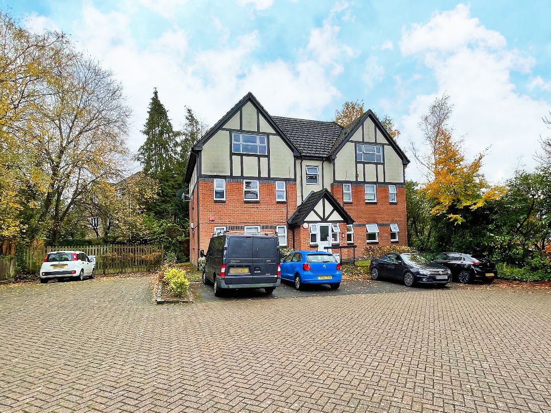 1 bed flat to rent in Shelley Court, Camberley GU15 Zoopla