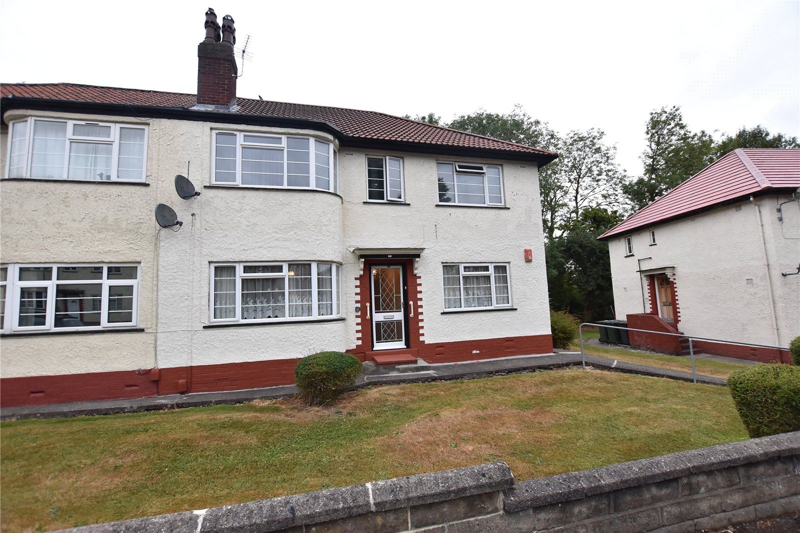 2 bed flat for sale in Sandringham Crescent, Leeds, West Yorkshire LS17 Zoopla