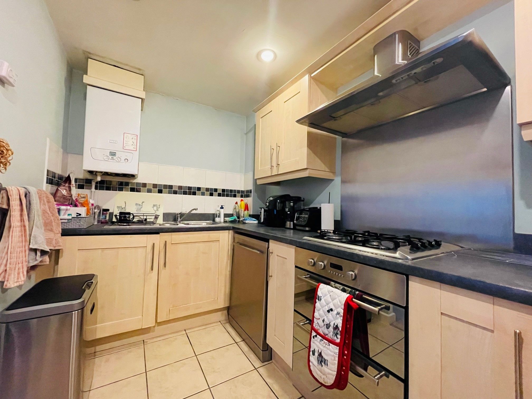 2 bed flat to rent in Harrington Croft, West Bromwich B71 Zoopla