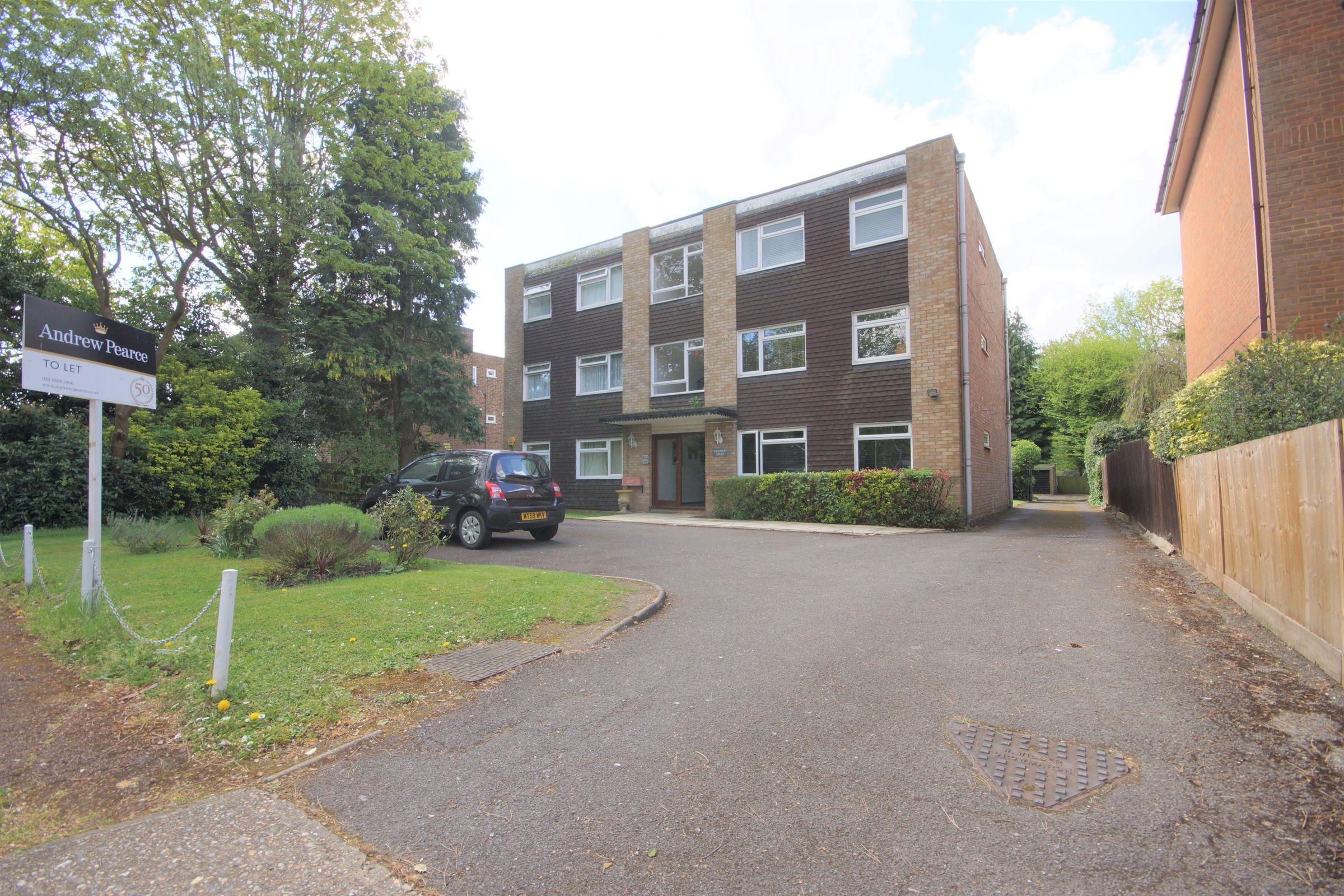 2 bed flat for sale in The Avenue, Hatch End, Pinner HA5 Zoopla
