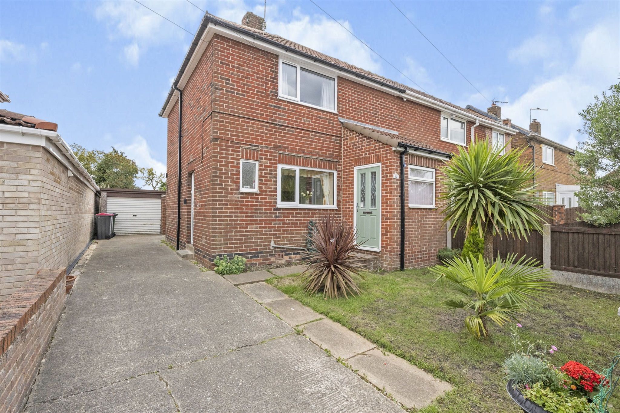 2 bed semidetached house for sale in Bateman Road, Hellaby, Rotherham