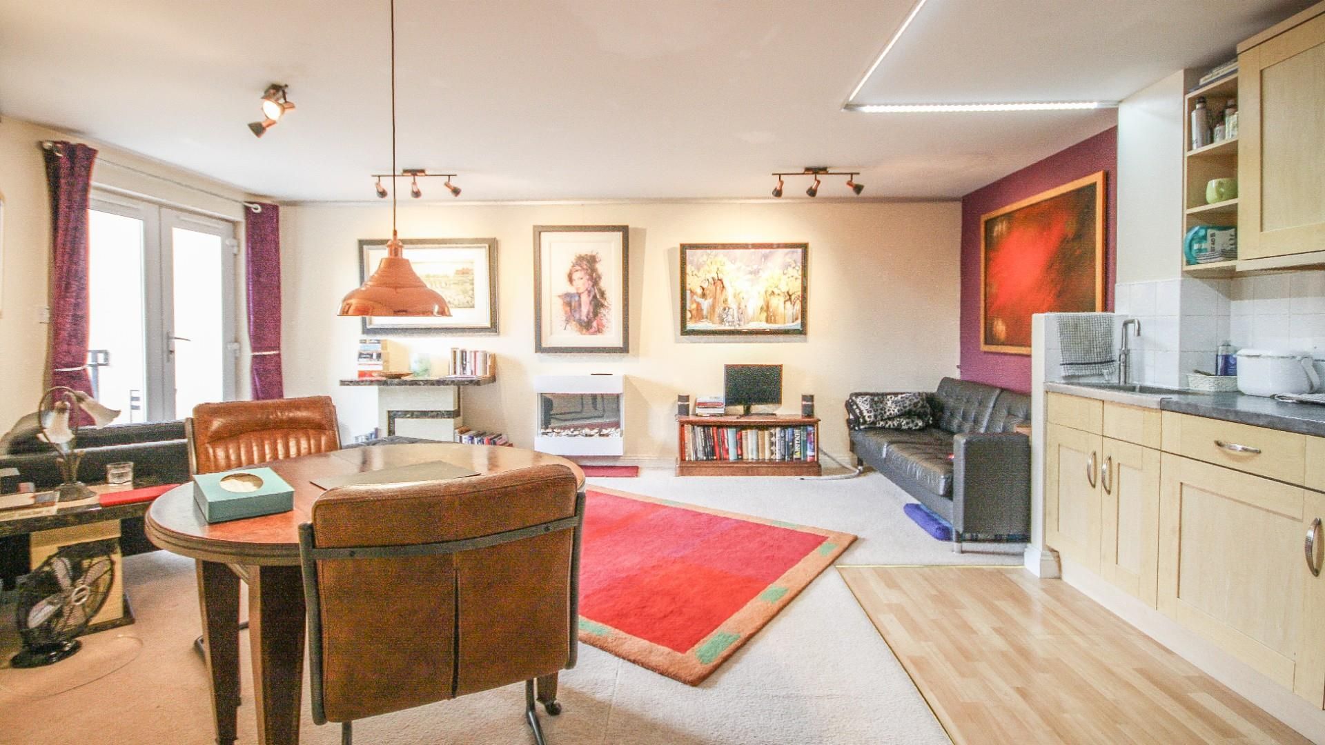 2 bed flat for sale in Squires Court, York Road, Bristol BS3 Zoopla