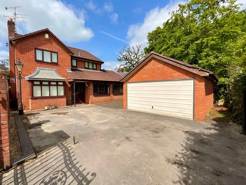 4 bed detached house for sale in Bowmead Close, Trentham, StokeOn