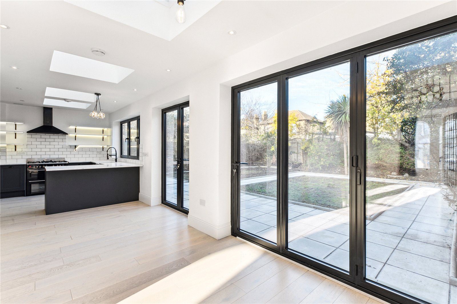 7 bed detached house to rent in Windsor Road, London E7 Zoopla