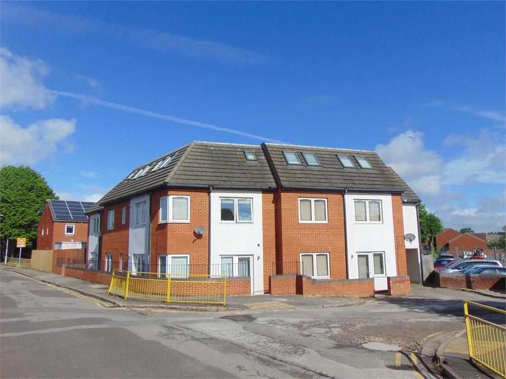 1 bed flat to rent in Orts Road, Reading RG1 Zoopla
