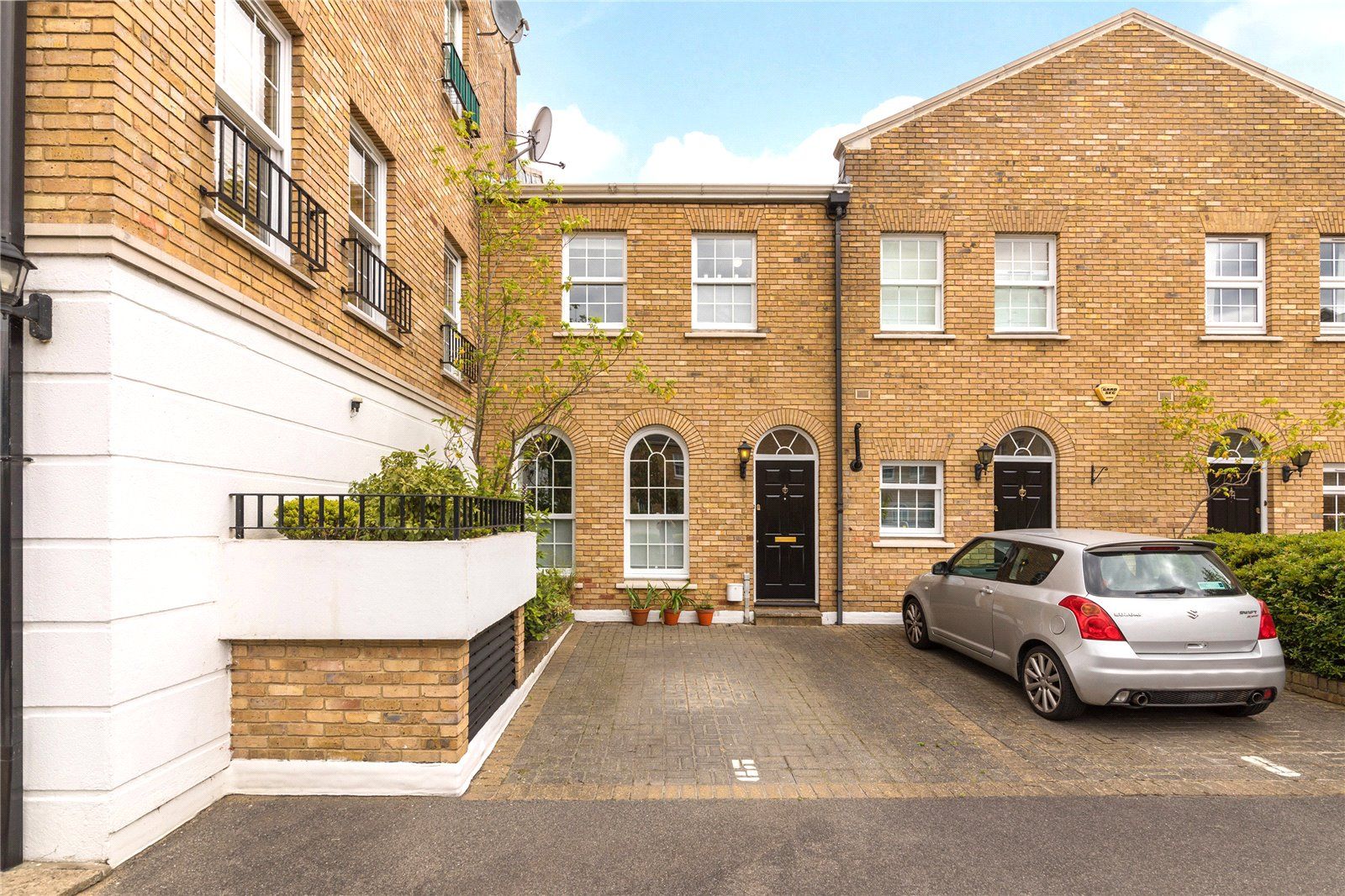 4 bed property for sale in Elizabeth Square, London SE16 Zoopla