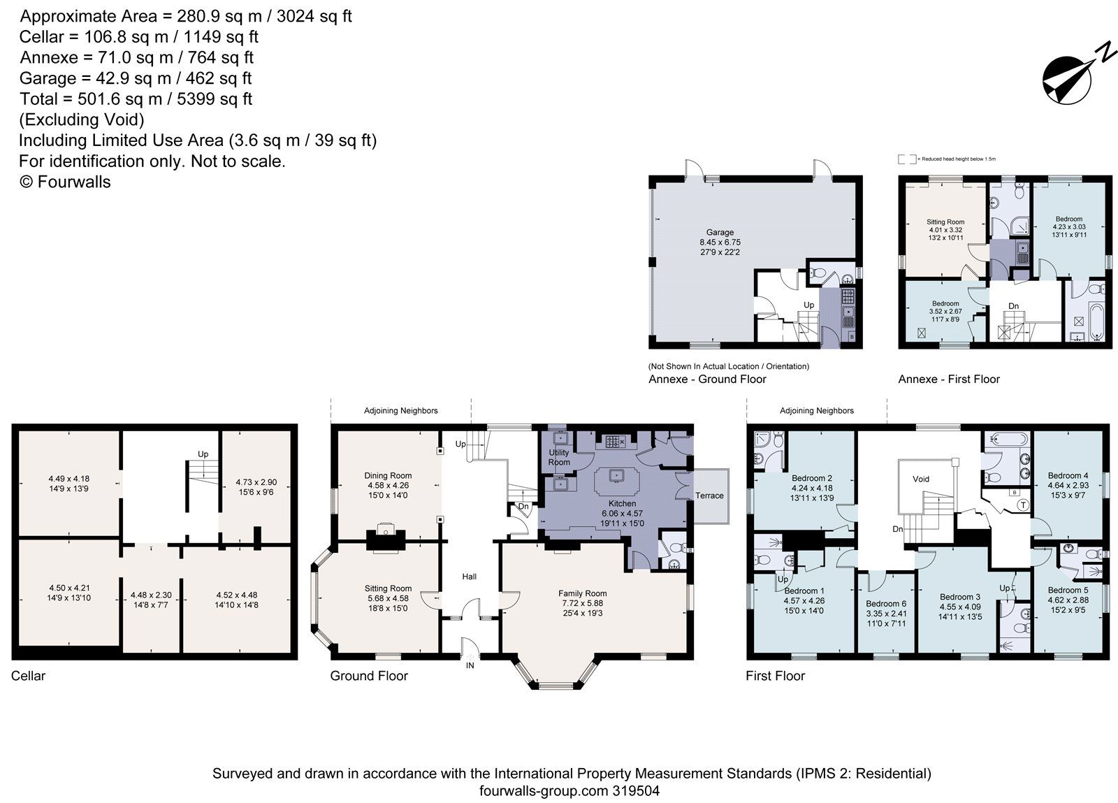 6 bed semidetached house for sale in Ifield Road, Charlwood, Horley