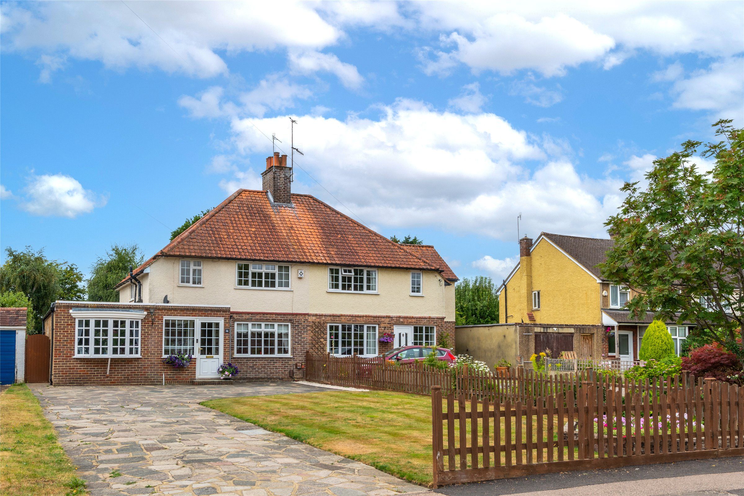 4 bed semidetached house for sale in Nutfield Road, Merstham, Redhill