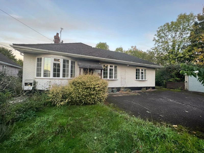 3 bed detached bungalow for sale in Stoke Road, Taunton TA1 Zoopla