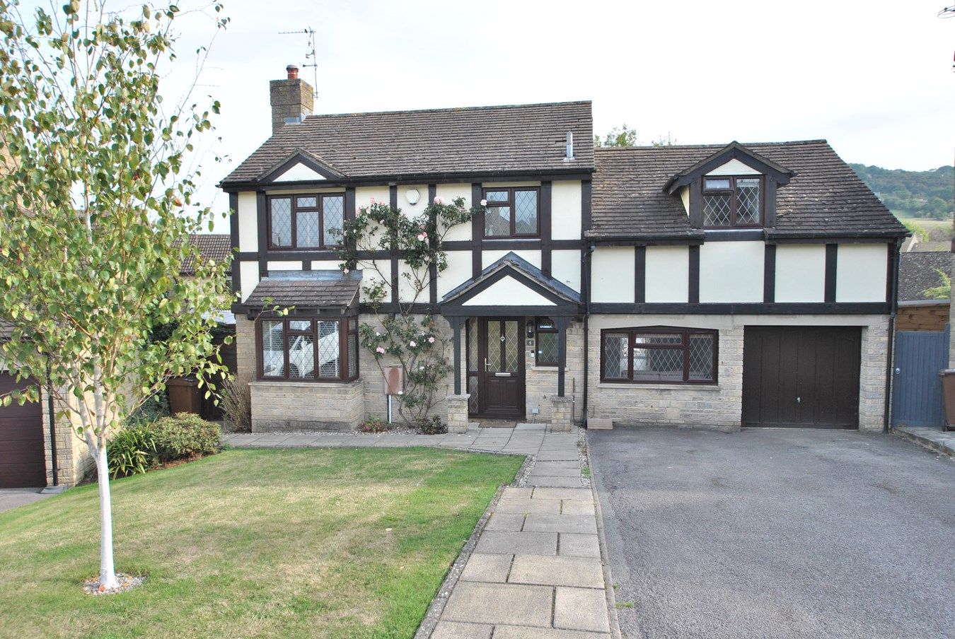 4 bed detached house for sale in Celandine Bank, Woodmancote