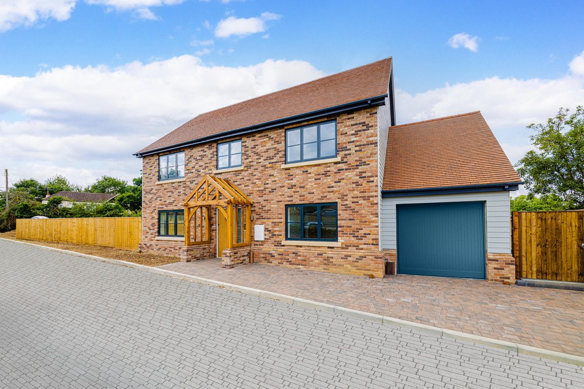 New home, 4 bed detached house for sale in Great Burches Road, Benfleet