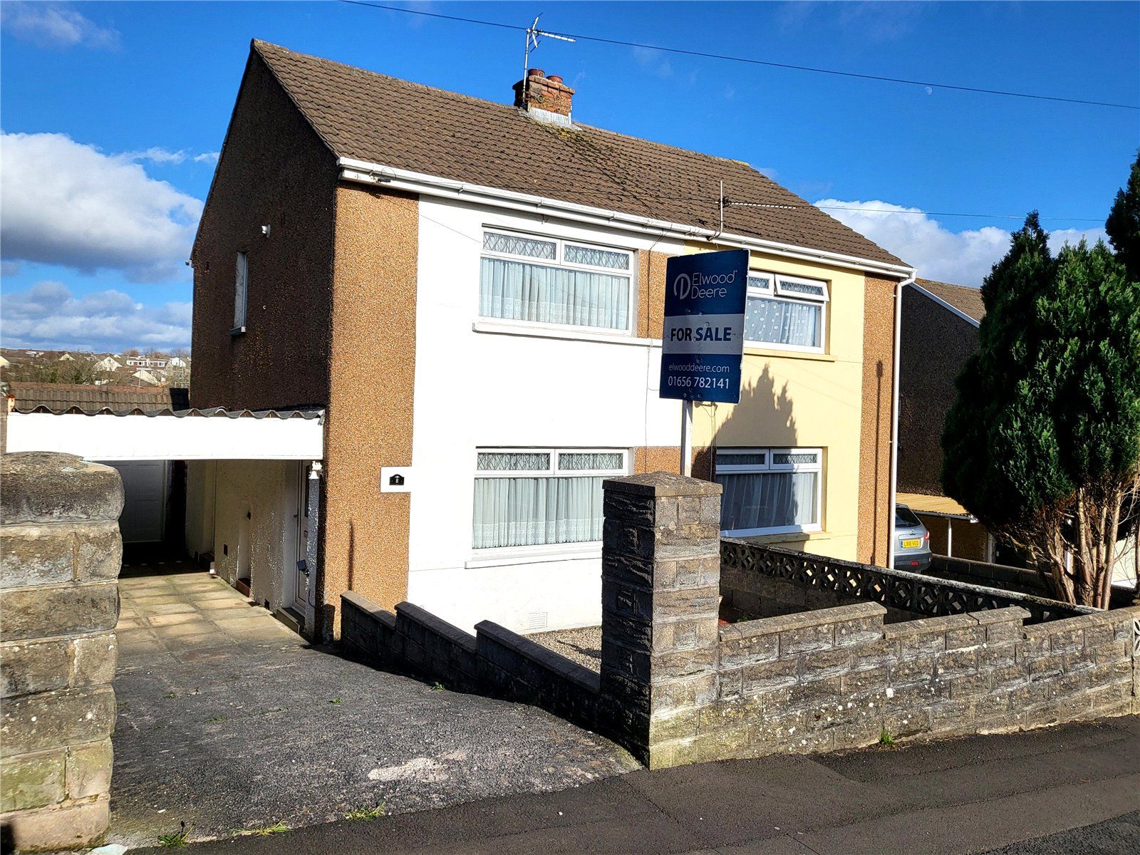 2 bed semidetached house for sale in Shakespeare Ave, Cefn Glas