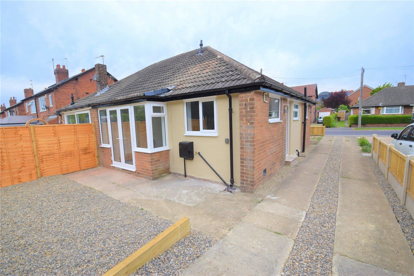 2 bed bungalow for sale in Ruskin Avenue, Wakefield, West Yorkshire WF1