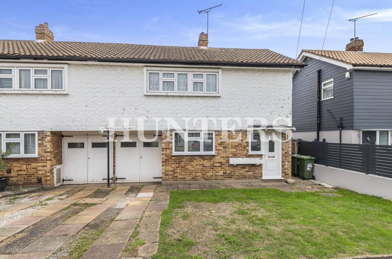3 bed property for sale in Bourne End, Hornchurch RM11 Zoopla