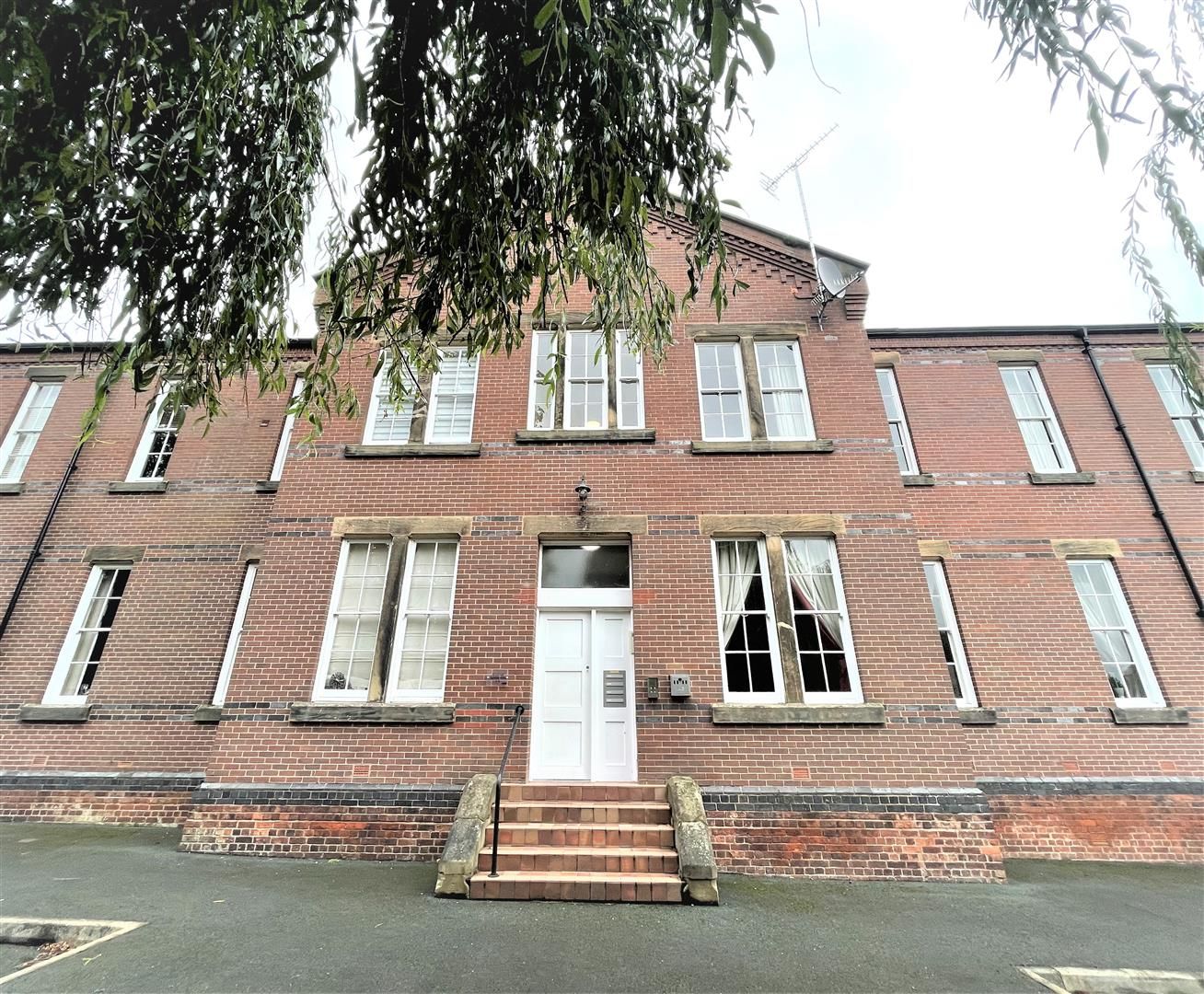 1 bed flat for sale in Corunna Court, Wrexham LL13 Zoopla