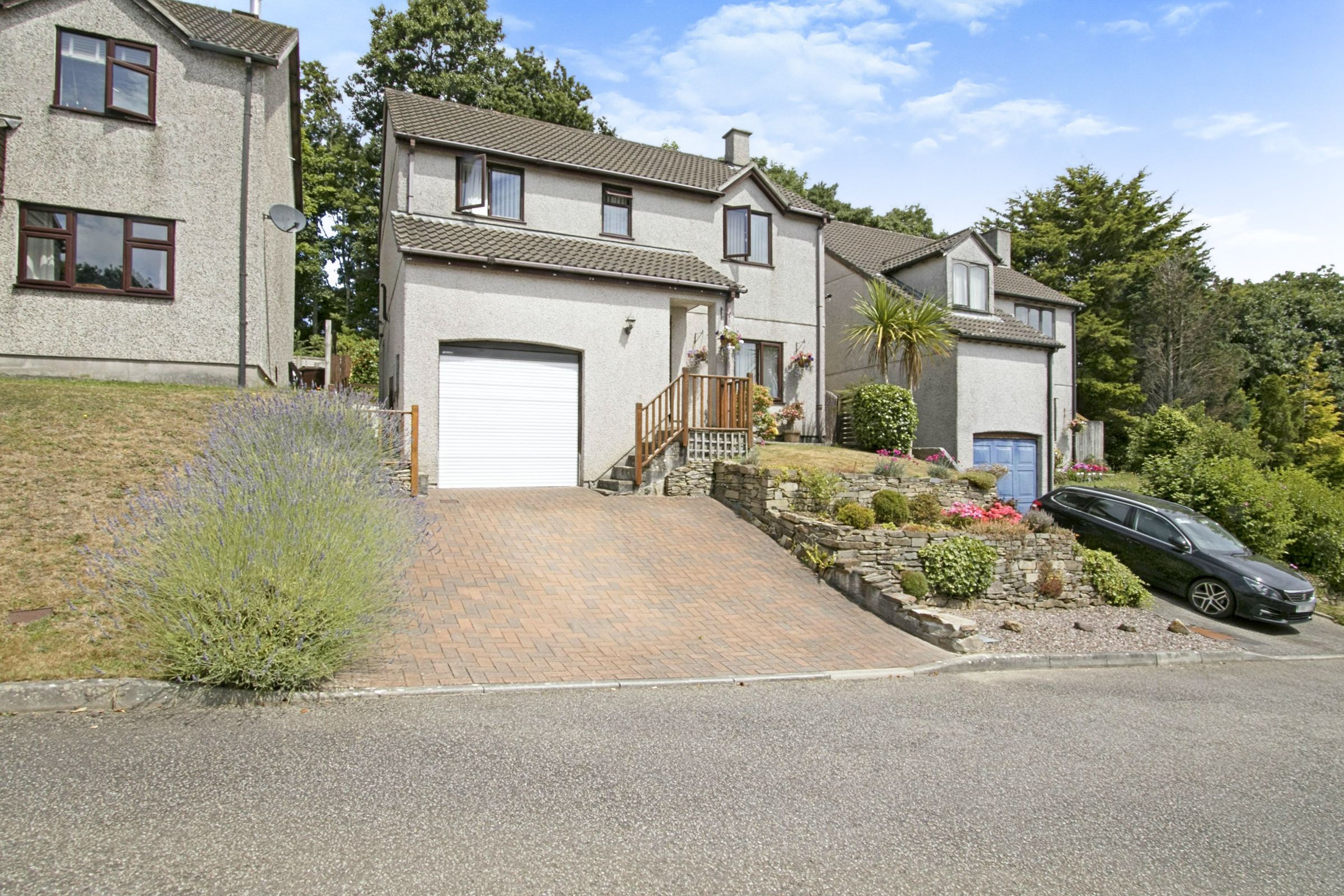 4 bed detached house for sale in Lodge Drive, Truro, Cornwall TR1 Zoopla